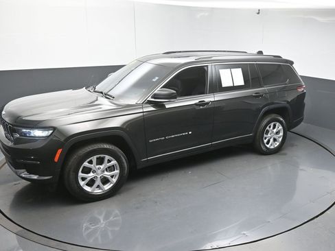Used 2023 Jeep Grand Cherokee L Limited image 45