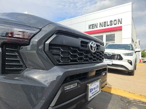 New 2025 Toyota Tacoma TRD Off-Road image 4