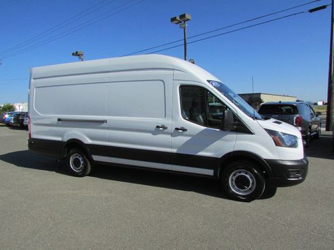 Used 2024 Ford Transit 250 148 High Roof Extended RWD image 5