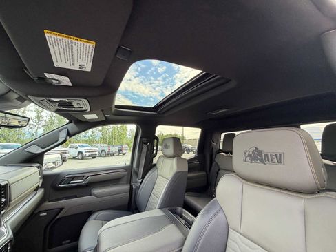Certified 2024 Chevrolet Silverado 1500 ZR2 w/ ZR2 Bison Edition AWD/4WD image 7