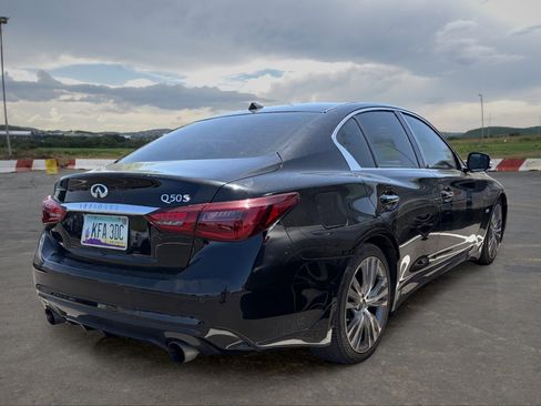 Used 2018 INFINITI Q50 Sport w/ Sensory Package (Sport) RWD image 3