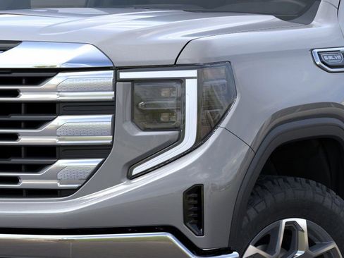 New 2026 GMC Sierra 1500 SLE image 10