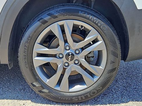 Used 2023 Kia Seltos S w/ Navigation Package AWD/4WD image 38