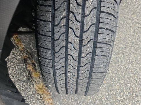 Used 2019 Subaru Forester Limited image 24