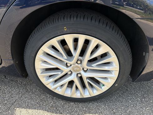 Used 2013 Lexus ES 350 FWD image 28