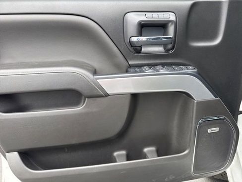 Used 2018 Chevrolet Silverado 1500 LTZ Z71 w/ LTZ Plus Package image 9