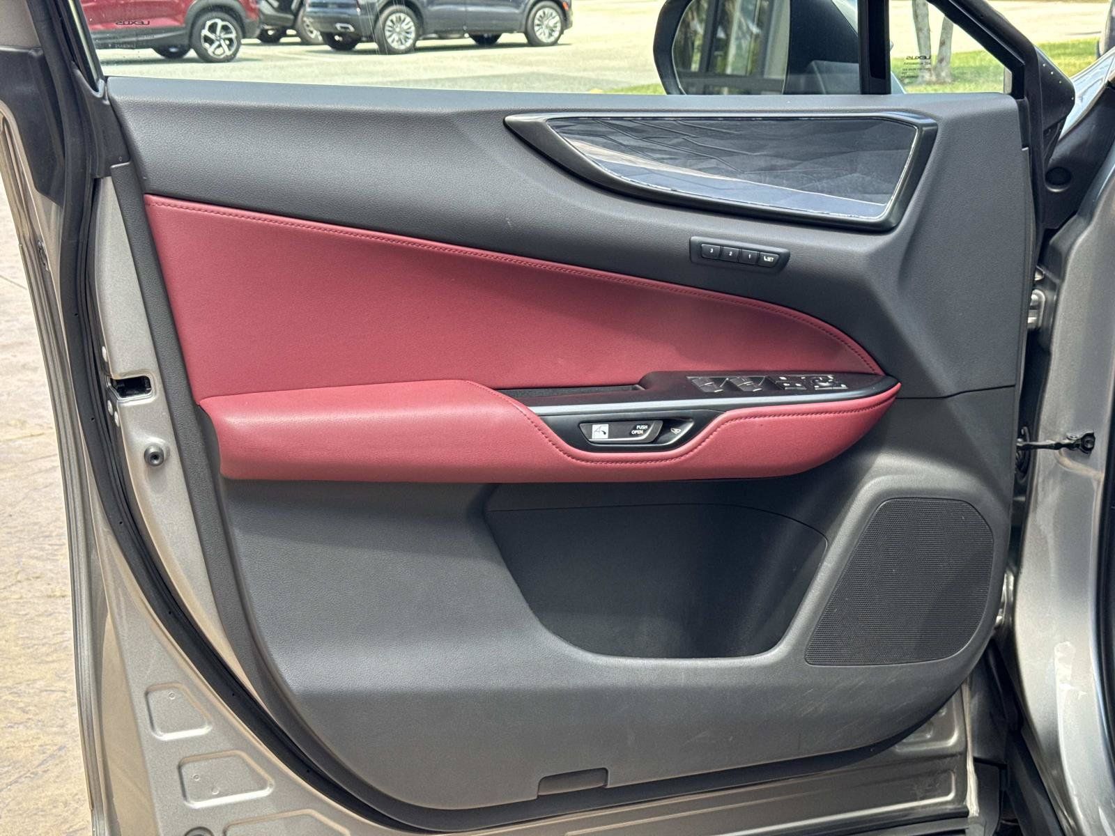 Used 2023 Lexus NX 350 AWD image 11