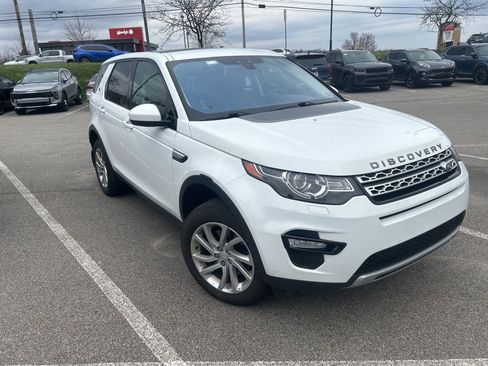 Used 2017 Land Rover Discovery Sport HSE image 1