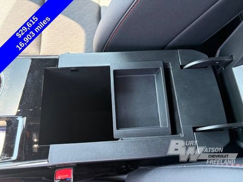 Used 2025 Chevrolet Equinox RS FWD image 23