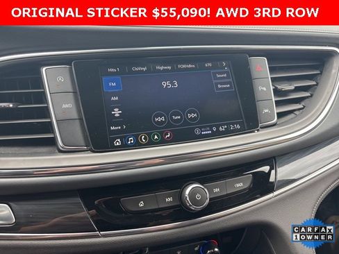 Used 2024 Buick Enclave Premium image 18