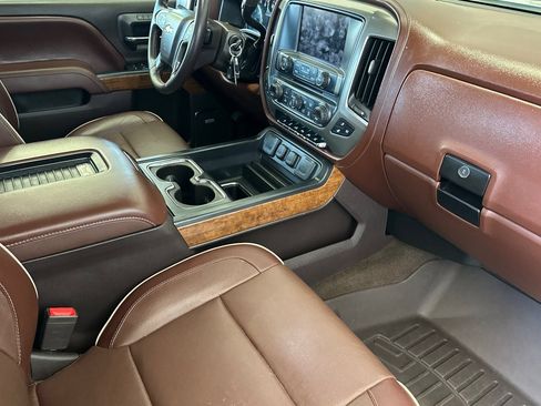 Used 2017 Chevrolet Silverado 1500 High Country RWD image 15