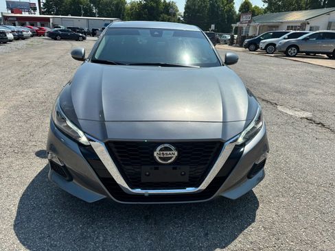 Used 2022 Nissan Altima 2.5 SV w/ SV Premium Package AWD/4WD image 8