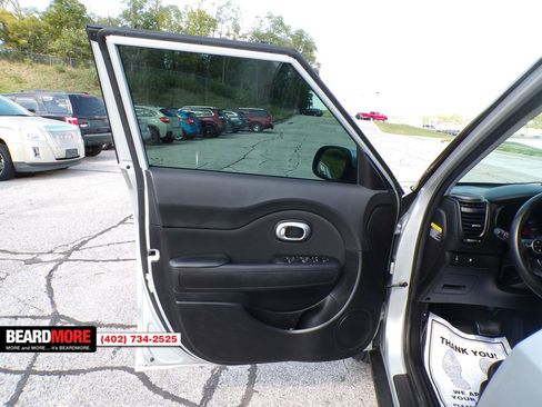 Used 2018 Kia Soul + image 20