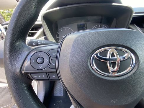 Used 2024 Toyota Corolla LE FWD image 33