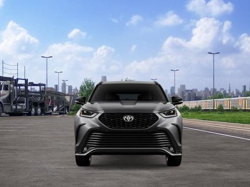 New 2026 Toyota Highlander XSE image 17