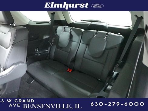Used 2025 Ford Explorer Active w/ Active Comfort Package image 27