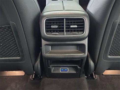 Certified 2024 Mercedes-Benz GLE 450e 4MATIC image 27