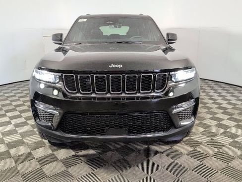 New 2025 Jeep Grand Cherokee Limited w/ Trailer Tow Package AWD/4WD image 2