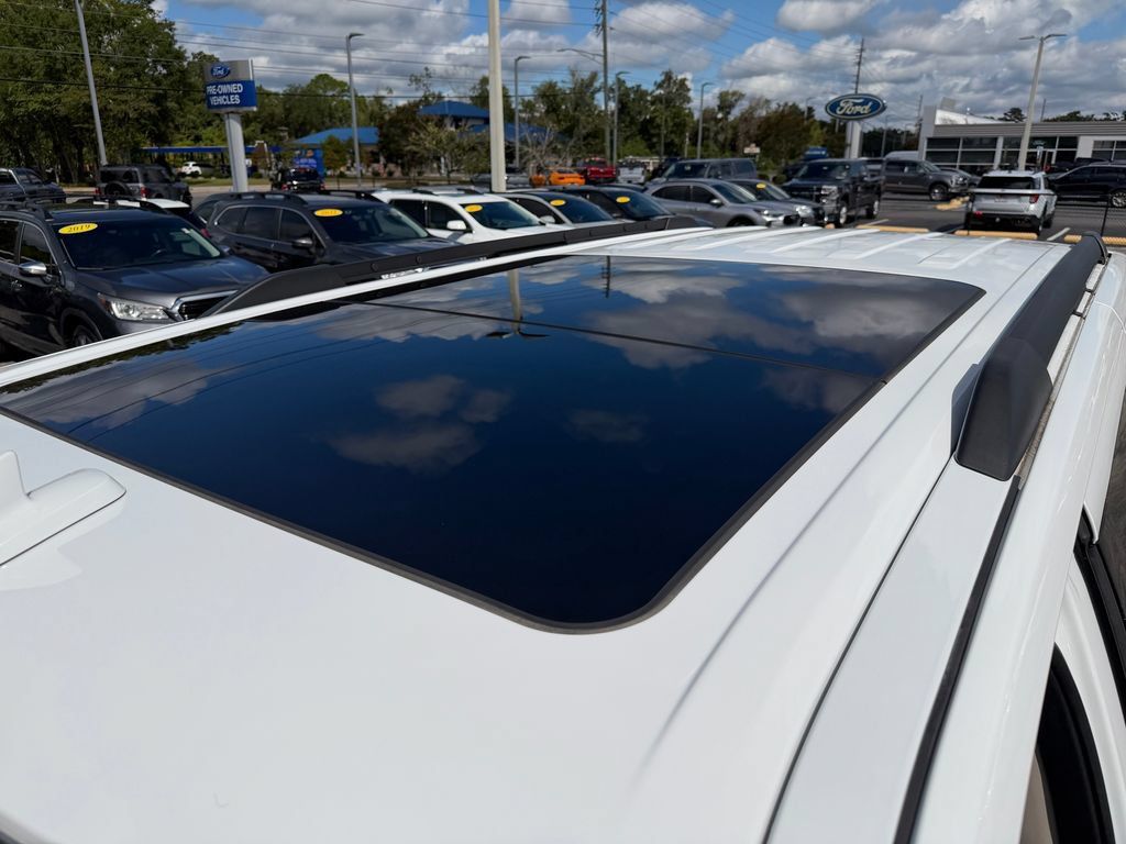 Used 2022 Ford Expedition XLT RWD image 7