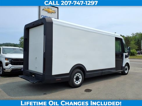 Used 2024 Chevrolet Brightdrop 600 w/ Commercial Equipment Package AWD/4WD image 6