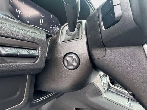 Used 2023 GMC Yukon Denali image 24