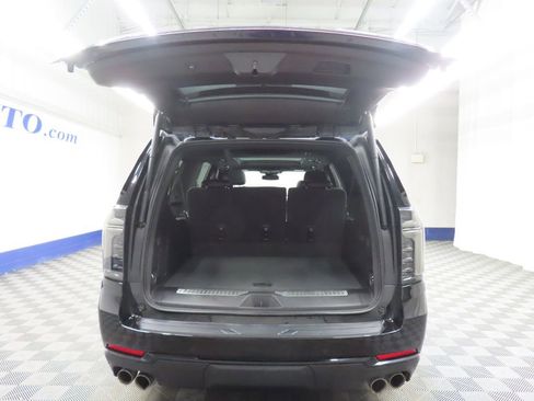 Used 2025 Chevrolet Suburban RST w/ RST Capability Package AWD/4WD image 44