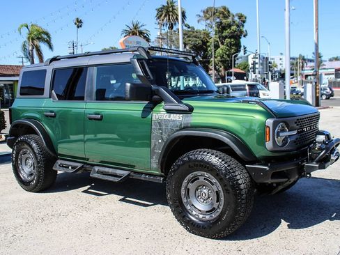 Used 2024 Ford Bronco Everglades AWD/4WD image 8
