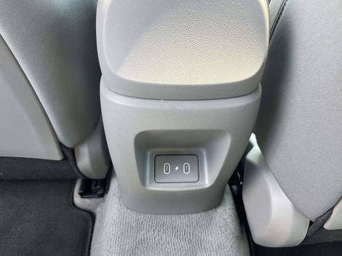Certified 2024 Hyundai Elantra SEL w/ Convenience Package FWD image 12