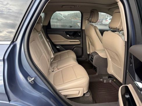 Used 2022 Lincoln Corsair Grand Touring w/ Elements Technology Bundle image 11