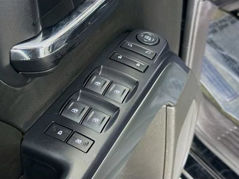 Used 2018 Chevrolet Silverado 1500 LT w/ All Star Edition RWD image 18