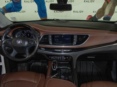 Used 2021 Buick Enclave Avenir w/ Avenir Technology Package AWD/4WD image 3