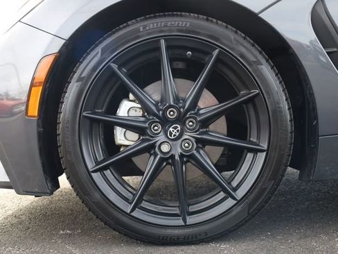 Used 2023 Toyota GR86 Premium image 8