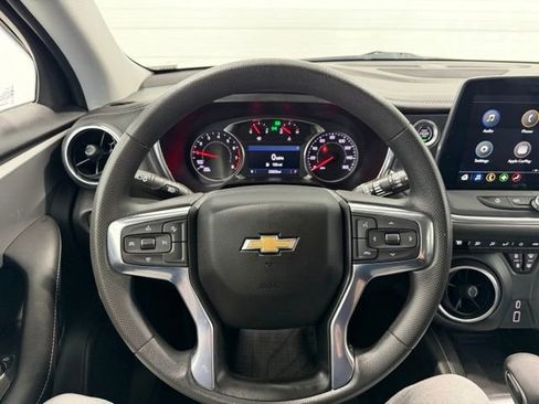 Used 2024 Chevrolet Blazer LT w/ Convenience Package FWD image 13