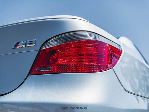 Used 2006 BMW M5 image 78