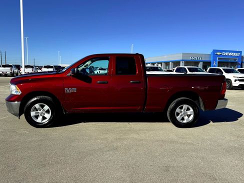Used 2024 RAM 1500 Classic SLT image 9