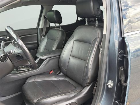 Used 2019 GMC Acadia SLT w/ LPO, Floor Liner Package AWD/4WD image 12