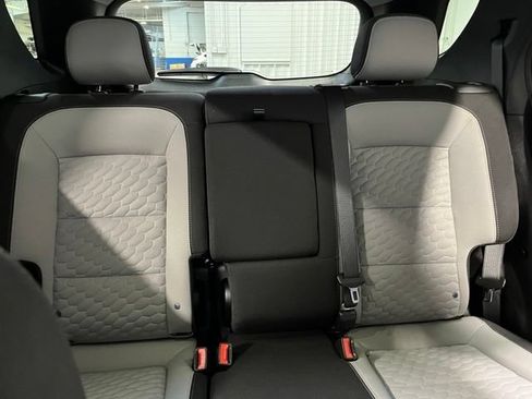 Used 2021 Chevrolet Equinox LS w/ LS Convenience Package AWD/4WD image 14