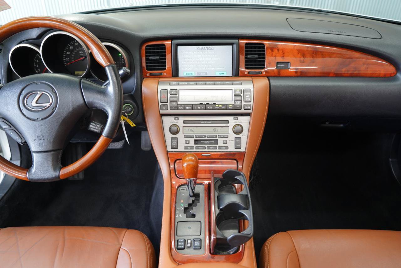 Used 2002 Lexus SC 430 Convertible RWD image 22