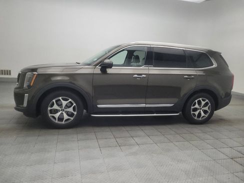 Used 2022 Kia Telluride EX FWD image 2