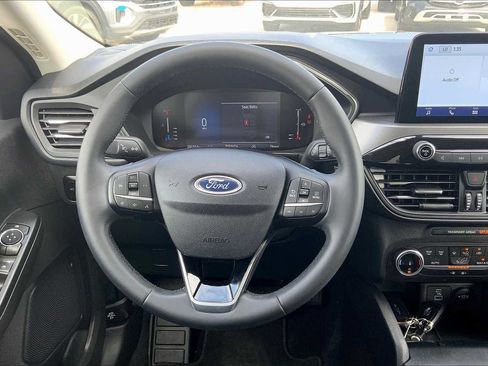 Used 2023 Ford Escape Active image 9