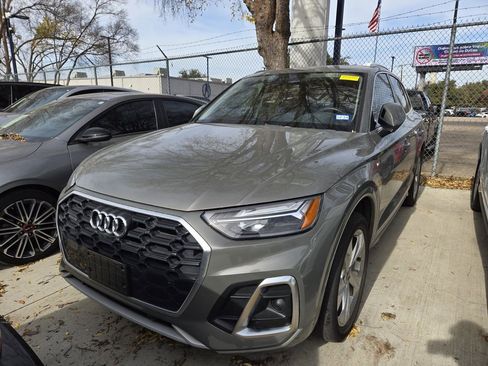 Certified 2023 Audi Q5 2.0T Premium Plus w/ Premium Plus Package image 4