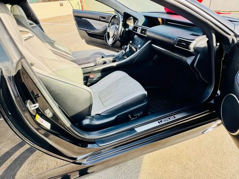 Used 2017 Lexus RC F RC F Coupe 2D image 36