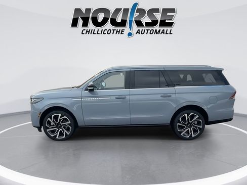 New 2026 Lincoln Navigator L Reserve image 5