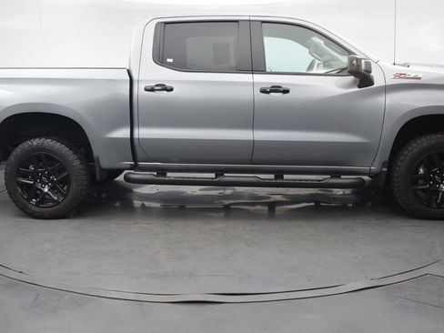 Used 2024 Chevrolet Silverado 1500 LT Trail Boss w/ Convenience Package II image 7