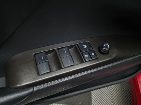Used 2022 Toyota Camry SE AWD/4WD image 29