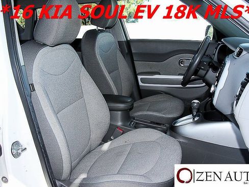 Used 2016 Kia Soul EV FWD image 26