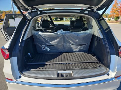 New 2026 Acura MDX SH-AWD w/ Advance Package image 12