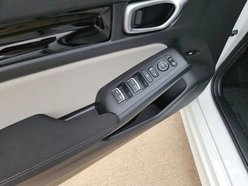 Used 2024 Honda Civic EX image 16