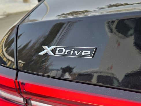 Certified 2025 BMW 540i xDrive image 32