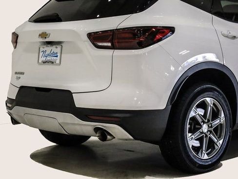 Used 2023 Chevrolet Blazer LT image 7